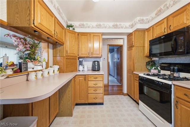 313 S Canal Street, Newton Falls, OH 44444