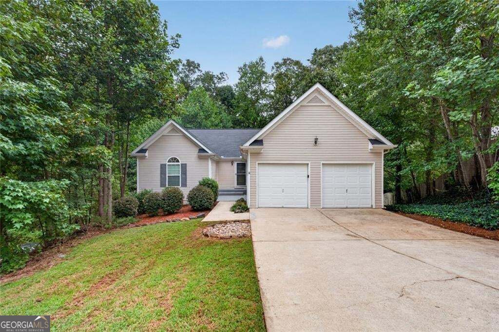 17 Mitchell Drive, Hiram, GA 30141 — exterior