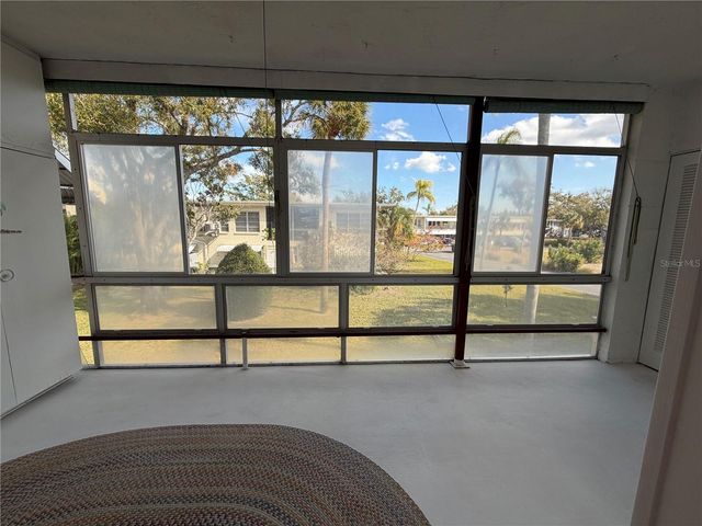 4141 56TH WAY N 801, Kenneth City, FL 33709