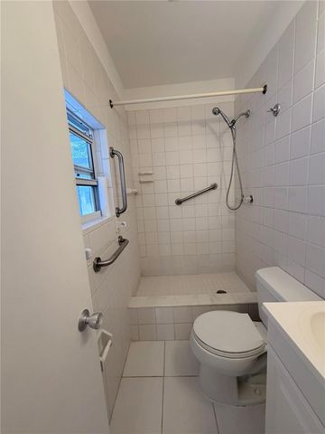 4141 56TH WAY N 801, Kenneth City, FL 33709