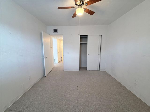 4141 56TH WAY N 801, Kenneth City, FL 33709