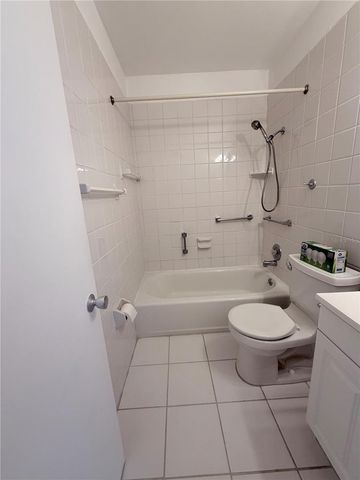 4141 56TH WAY N 801, Kenneth City, FL 33709