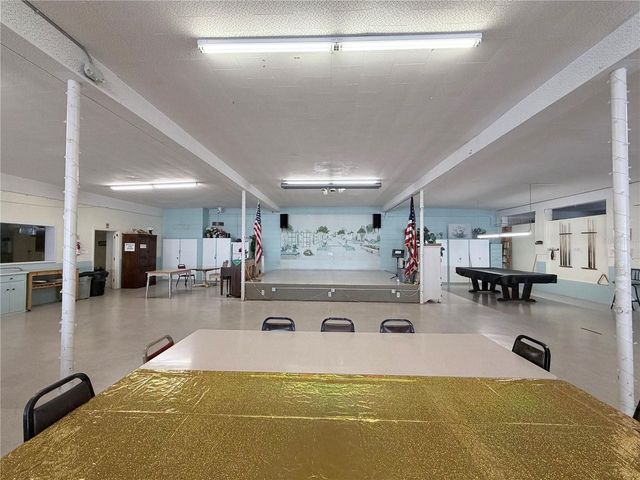 4141 56TH WAY N 801, Kenneth City, FL 33709