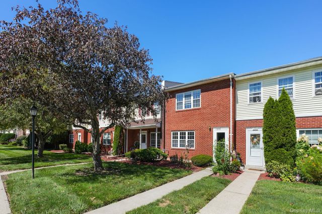 276 Temple Hill Road 1305, New Windsor, NY 12553