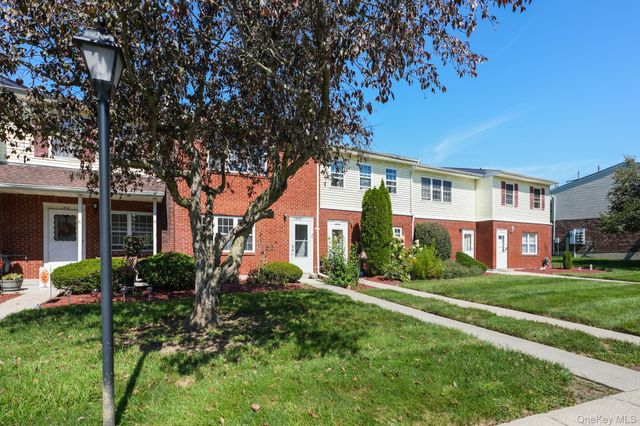 276 Temple Hill Road 1305, New Windsor, NY 12553