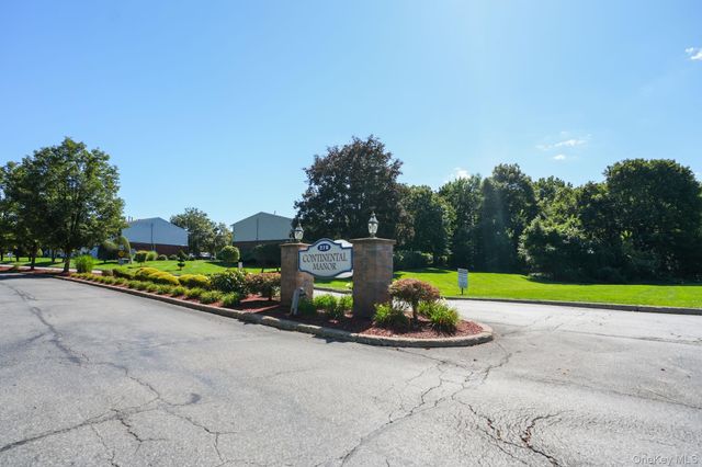 276 Temple Hill Road 1305, New Windsor, NY 12553