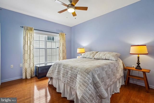40 RAINFLOWER LN, West Windsor, NJ 08550