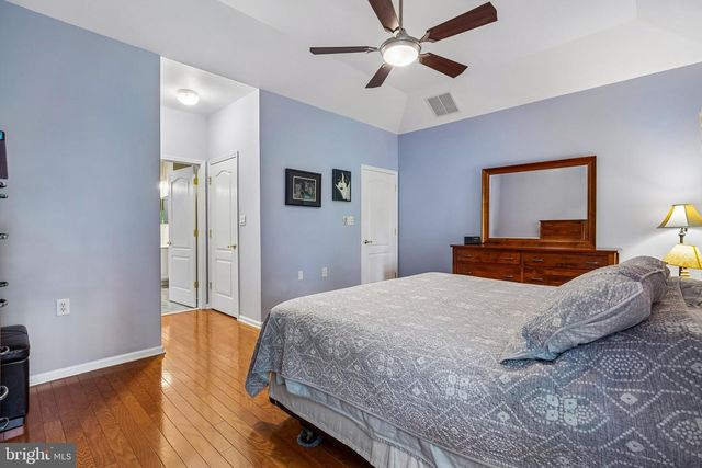 40 RAINFLOWER LN, West Windsor, NJ 08550