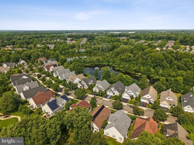 40 RAINFLOWER LN, West Windsor, NJ 08550