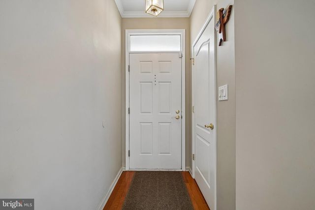 40 RAINFLOWER LN, West Windsor, NJ 08550