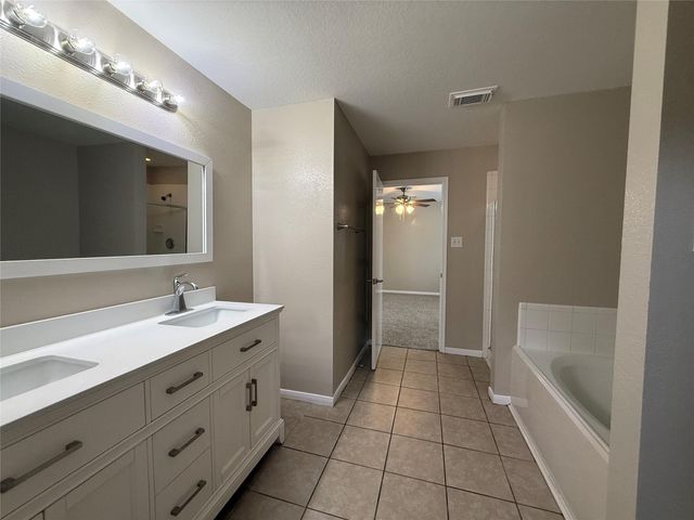 1219 Wabash Elm Street, Houston, TX 77073