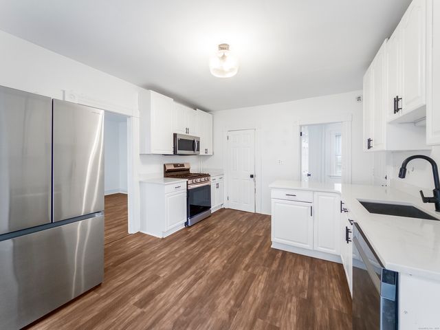 634 High Street 1, Middletown, CT 06457