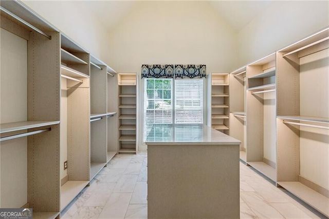 934 Chesterfield Place NW, Marietta, GA 30064