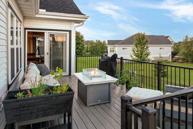 822 Ronald Overlook, Waunakee, WI 53597
