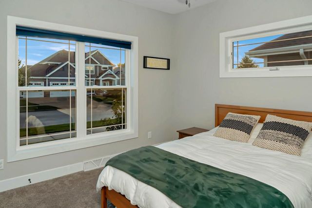 822 Ronald Overlook, Waunakee, WI 53597