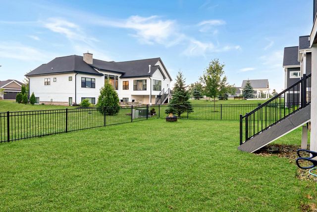 822 Ronald Overlook, Waunakee, WI 53597