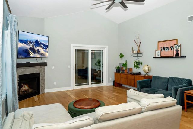822 Ronald Overlook, Waunakee, WI 53597