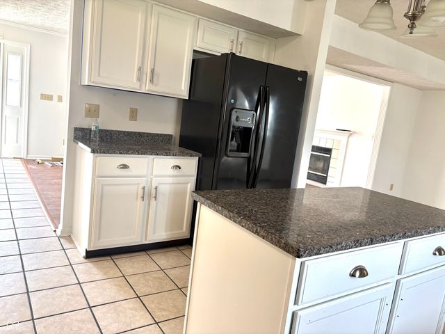 11052 Oakspring Drive, Indianapolis, IN 46239