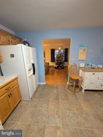 15 YORKTOWNE CT, Littlestown, PA 17340