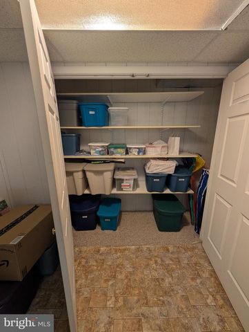 15 YORKTOWNE CT, Littlestown, PA 17340