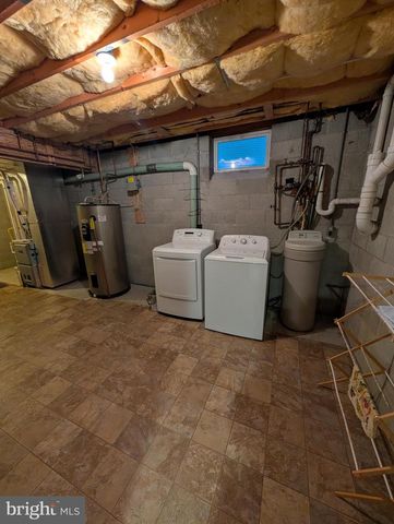 15 YORKTOWNE CT, Littlestown, PA 17340