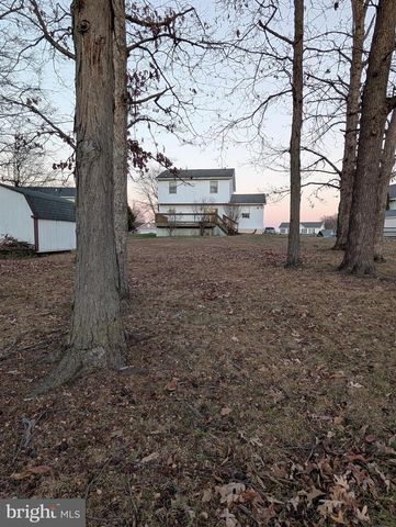 15 YORKTOWNE CT, Littlestown, PA 17340