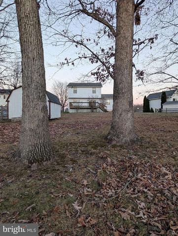 15 YORKTOWNE CT, Littlestown, PA 17340