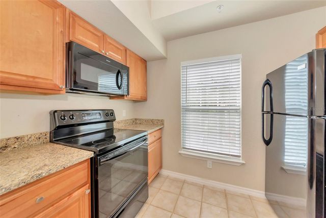 5560 ROSEHILL ROAD 201, Sarasota, FL 34233