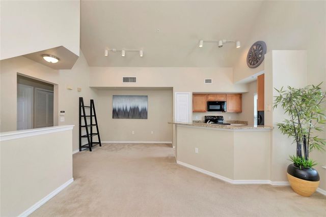 5560 ROSEHILL ROAD 201, Sarasota, FL 34233