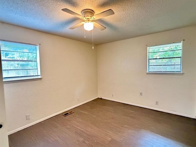 6612 Crow Circle, Oklahoma City, OK 73132