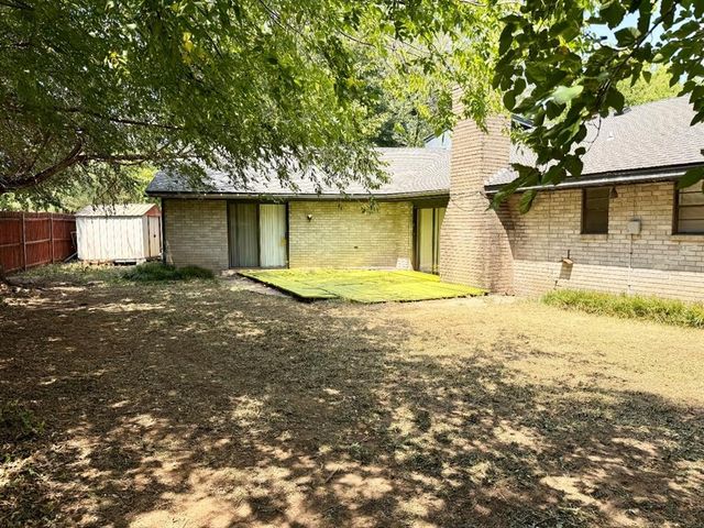 6612 Crow Circle, Oklahoma City, OK 73132