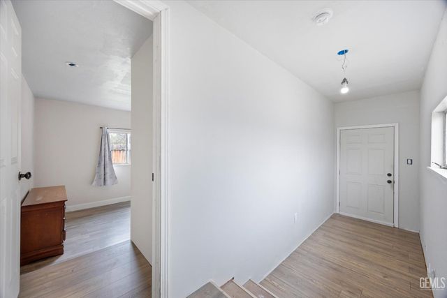 2901 Berkeley Street, Bakersfield, CA 93305