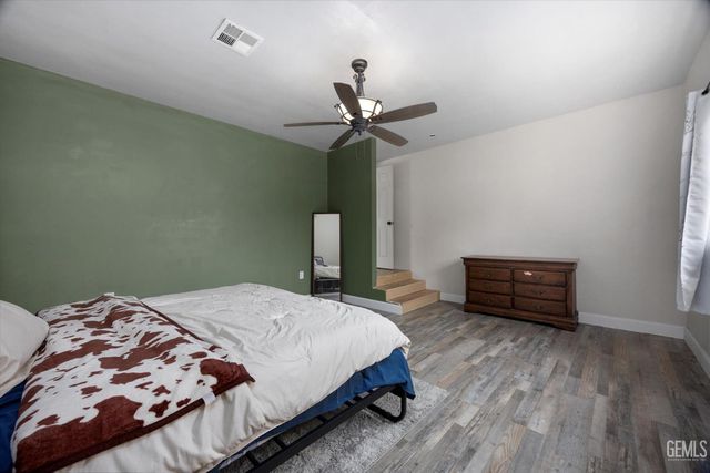 2901 Berkeley Street, Bakersfield, CA 93305