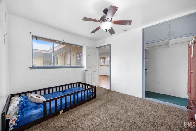 2901 Berkeley Street, Bakersfield, CA 93305