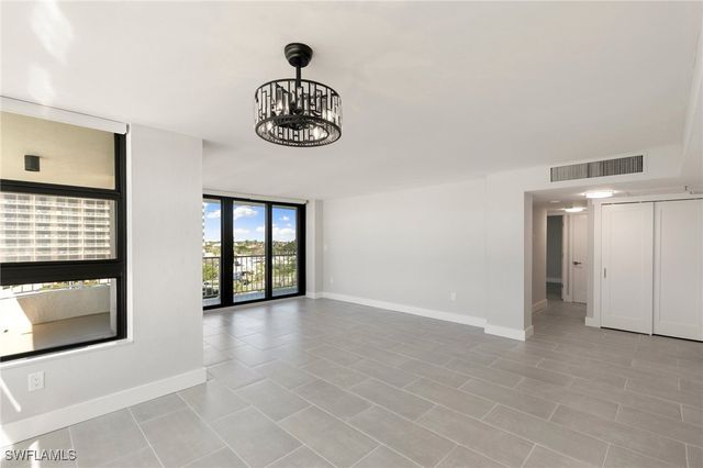 320 Seaview CT 512, Marco Island, FL 34145