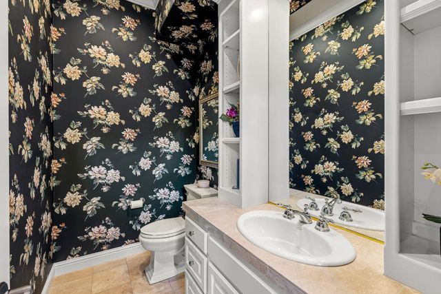 5869 Granite Hills Dr, Granite Bay, CA 95746