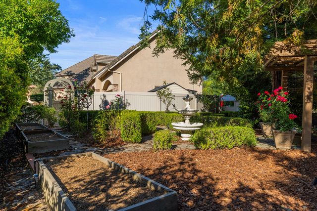 5869 Granite Hills Dr, Granite Bay, CA 95746