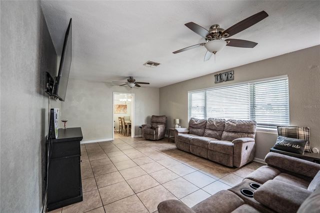 3004 AVENUE S NW, Winter Haven, FL 33881