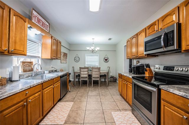 3004 AVENUE S NW, Winter Haven, FL 33881
