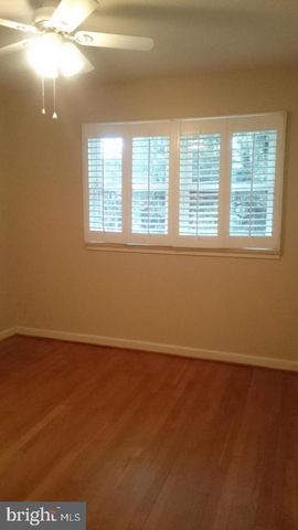 1415 MAYFLOWER DR, Mclean, VA 22101