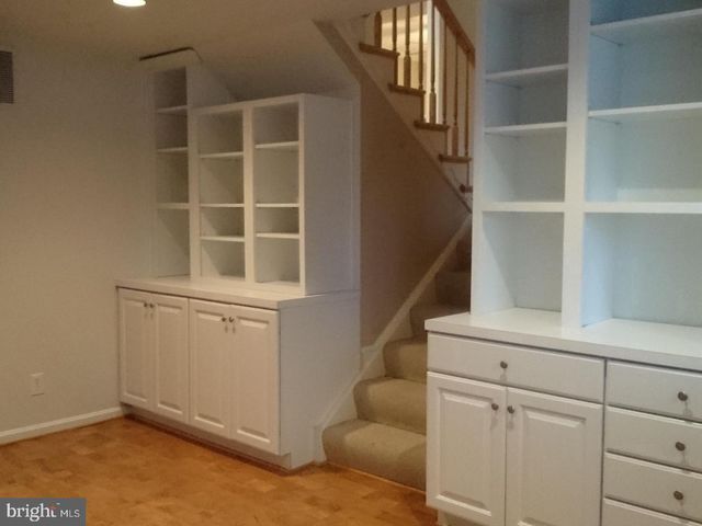 1415 MAYFLOWER DR, Mclean, VA 22101