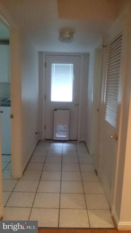 1415 MAYFLOWER DR, Mclean, VA 22101