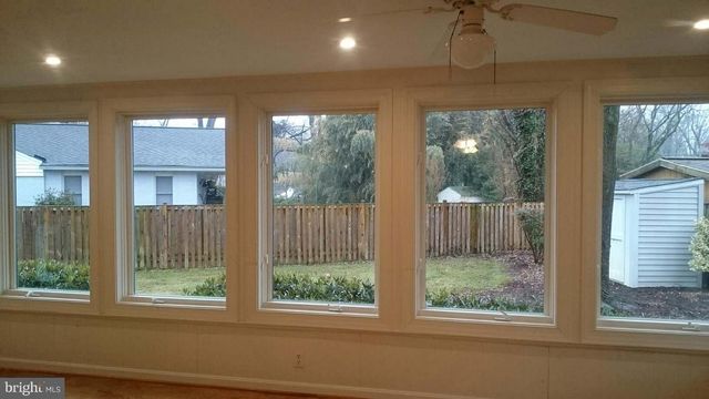 1415 MAYFLOWER DR, Mclean, VA 22101