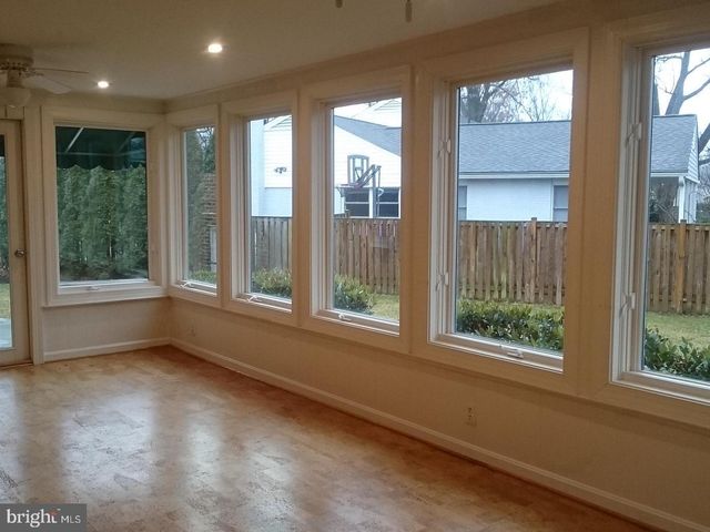 1415 MAYFLOWER DR, Mclean, VA 22101