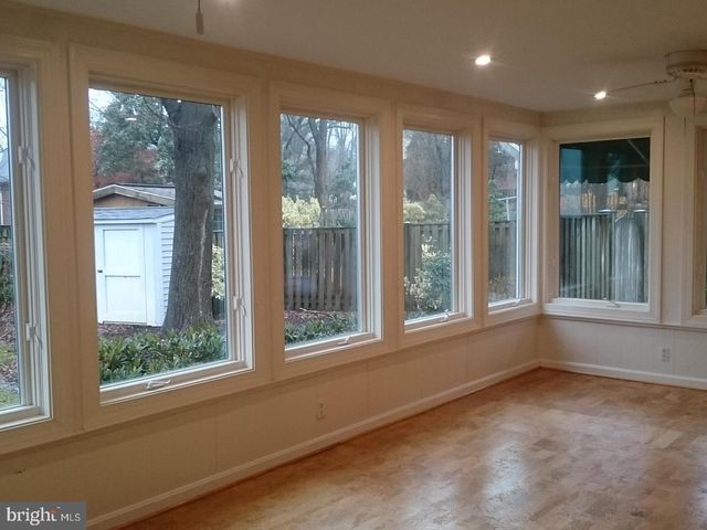 1415 MAYFLOWER DR, Mclean, VA 22101