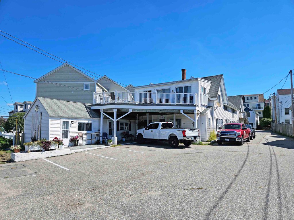 518 Ocean Boulevard, Hampton, NH 03842