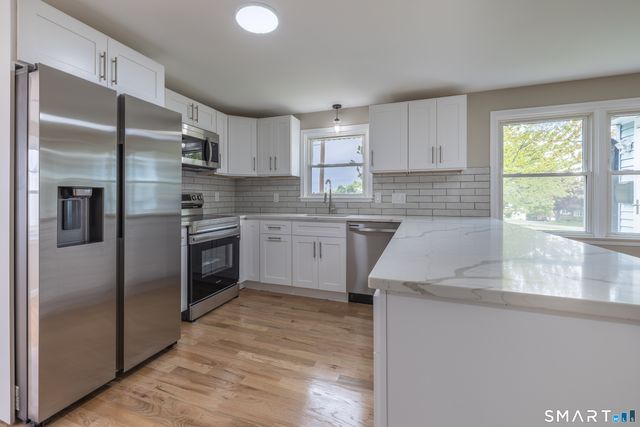 14 Catherine Court, Milford, CT 06460