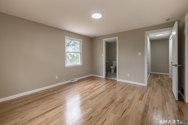 14 Catherine Court, Milford, CT 06460