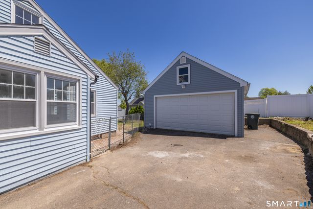 14 Catherine Court, Milford, CT 06460