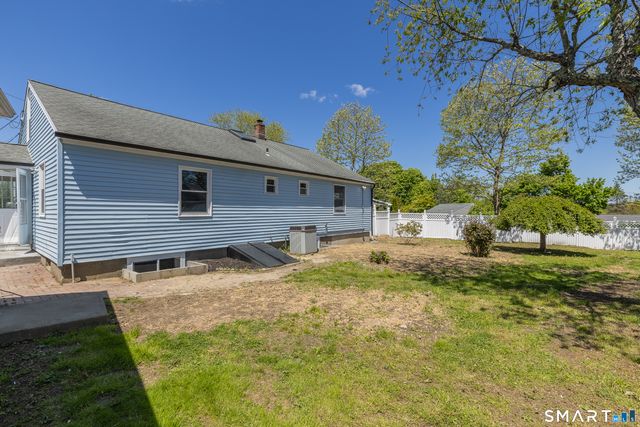 14 Catherine Court, Milford, CT 06460